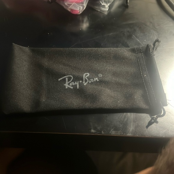 Sun glasses bundle - Picture 7 of 11